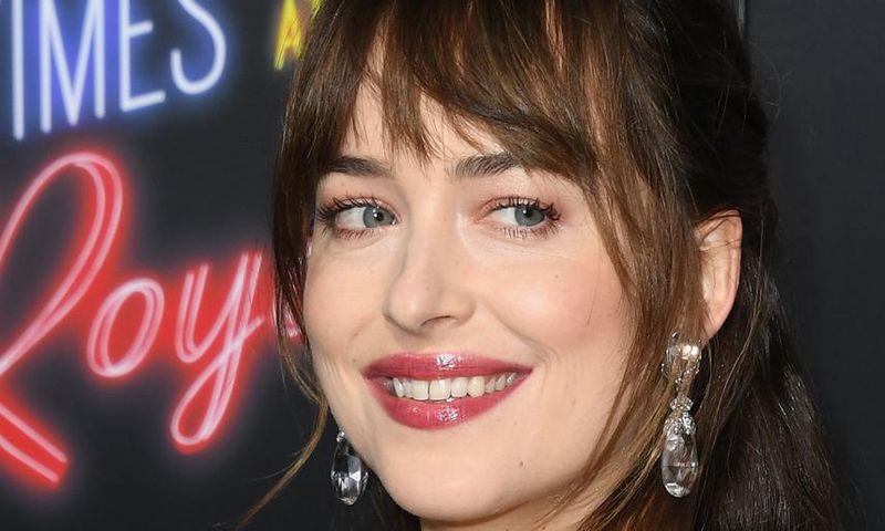Dakota Johnson's Tooth Gap Is Gone?!