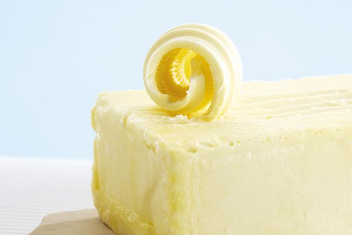 Dr. Pimple Popper Pops Juicy Steatocystomas