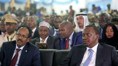 President Uhuru Kenyatta with President of Somalia Mohamed Abdullahi Farmaajo during a past event (Twitter)