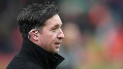 Former Liverpool striker Robbie Fowler, now coach for Brisbane Roar, steered his team to a 1-1 draw away to Perth Glory