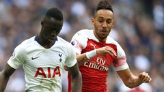 Pierre-Emerick Aubameyang and Davinson Sanchez battle for the ball during last season's game