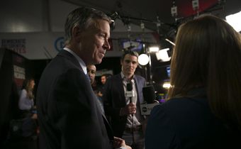 Hickenlooper Mulling Ending Presidential Bid to Run for Senate