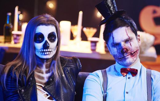 Six Flags Wants to Bury Couples Alive for Cash