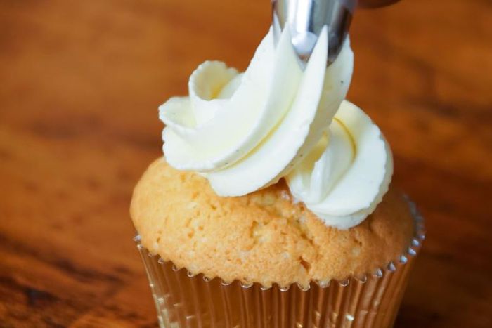 Watch Dr. Pimple Popper Pop a 'Spiteful' Cyst