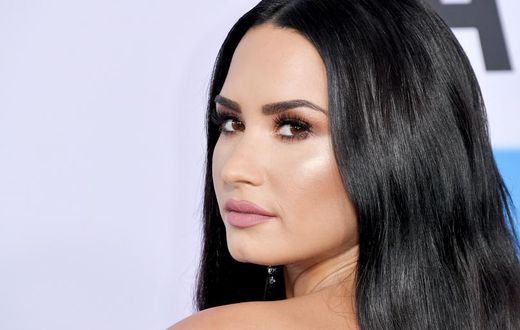 Demi Lovato Devasted Over Friend's Death
