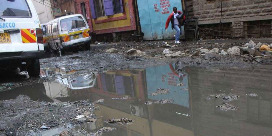A street filled with sewage waste (Twitter)