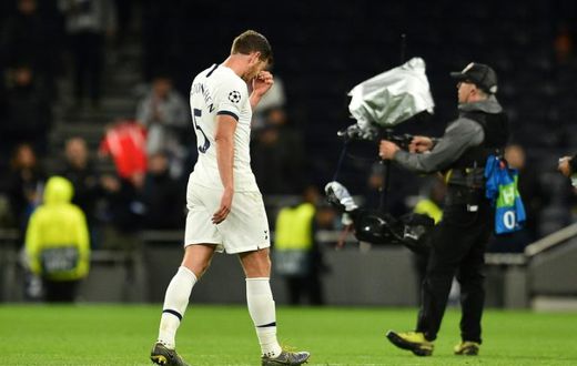 Tottenham defender Jan Vertonghen leaves the pitch after his side's crushing Champions League defeat against Bayern Munich