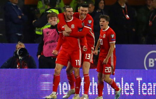 Gareth Bale scored his 33rd Wales goal as they drew 1-1 with Croatia