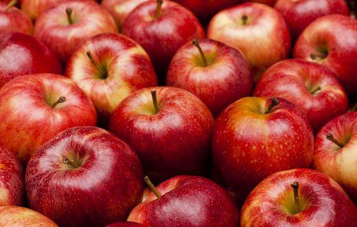 How Many Calories Are In An Apple?