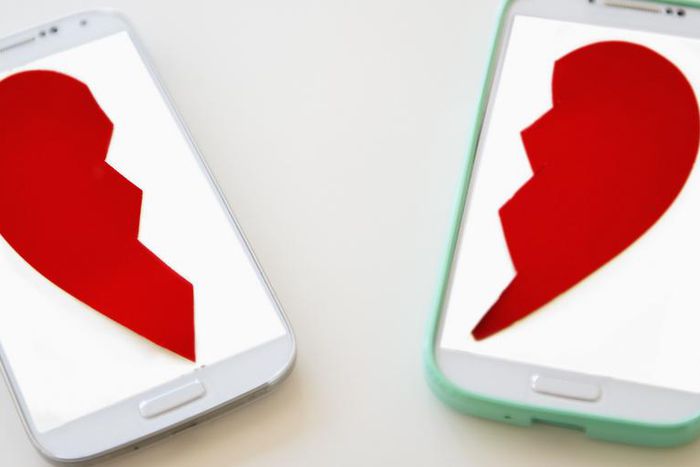 The Tech Habit That Can RUIN Your Relationship