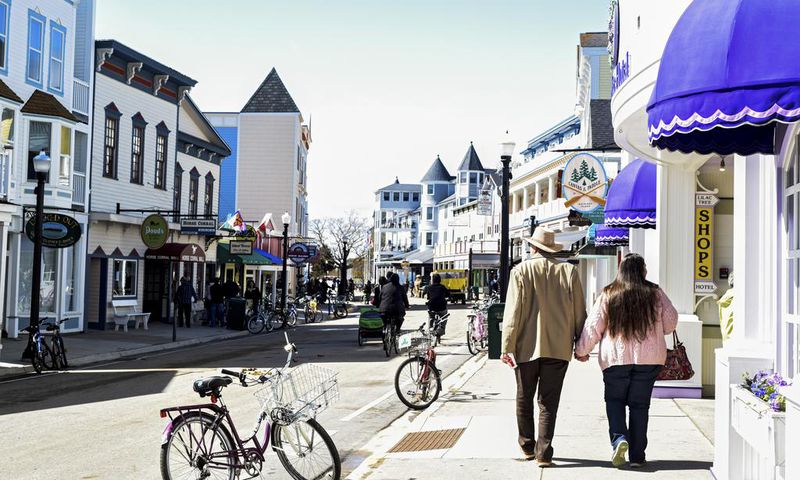 A Motorcade on Mackinac Island? Pence's Visit Breaks a Long Tradition