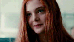 Smiling gif(LowGif)