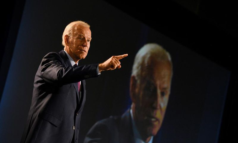 Democratic Candidates Praise Labor -- and the Obama Legacy, Too
