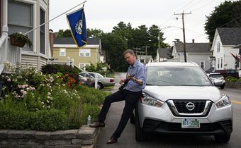 The Extraordinary Humbling of John Hickenlooper