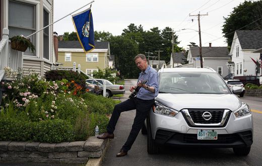 The Extraordinary Humbling of John Hickenlooper