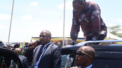 Governor Mike Sonko invites President Uhuru Kenyatta to take up running Nairobi county Revenue and Planning departments under National Government