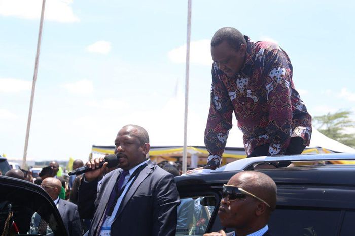 Governor Mike Sonko invites President Uhuru Kenyatta to take up running Nairobi county Revenue and Planning departments under National Government