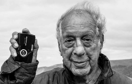 Robert Frank Dies; Pivotal Documentary Photographer Was 94
