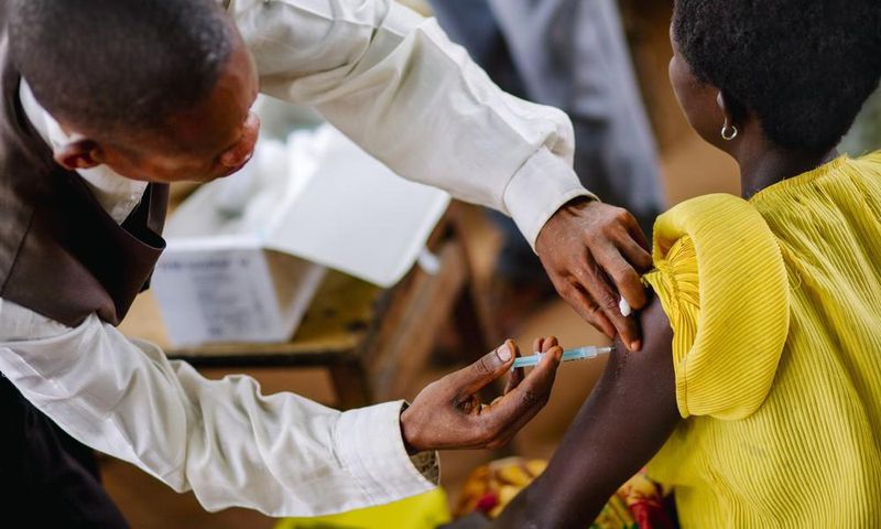 Catholic doctors oppose cervical cancer vaccine to be given to 10-year-old Kenyan girls starting July