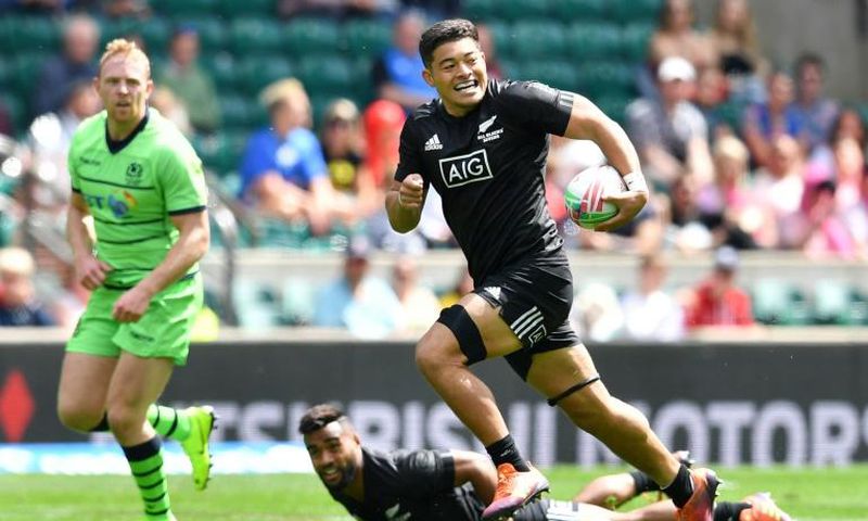 New Zealand forward Tone Ng Shiu has been included in the All Blacks Sevens squad for this weekend's Oktoberfest 7s in Munich, which boats an impressive line-up of teams.