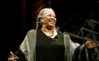 Toni Morrison, a Writer of Many Gifts Who Bent Language to Her Will