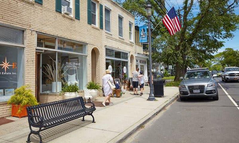 Southold, NY a waterfront hamlet on the neighborly North Fork