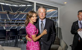 Alec Baldwin Gripes About Tour Boat 'Scam,' and NYC Cracks Down