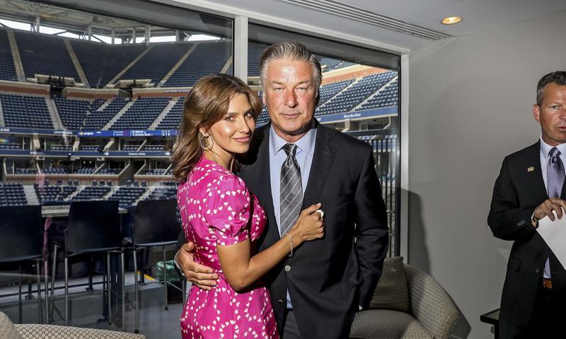 Alec Baldwin Gripes About Tour Boat 'Scam,' and NYC Cracks Down