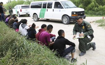 New Rule to Bar Asylum Seekers Is Blocked After a Day of Dueling Rulings