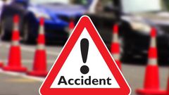 2 dead, 11 injured in road accident