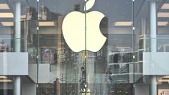 Apple removed a HKmap.live mobile application from the App Store after criticism by Beijing