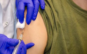 11 Flu Shot Side Effects You Should Know