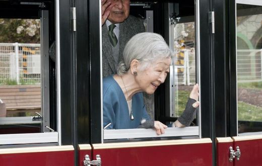 Former empress Michiko had an operation in Tokyo