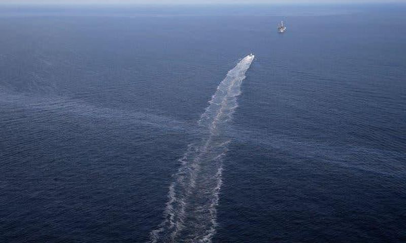New estimate for an oil leak: A thousand times worse than rig owner says