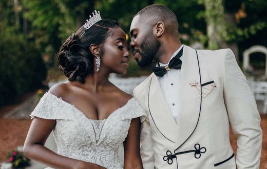 A couple wedding