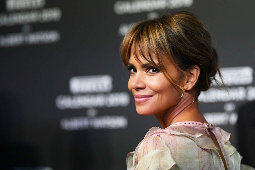 40 Single Celebrities Over 40 Years Old