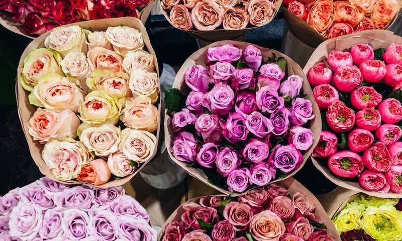 How To Tell If You're Seeing A Serial Dater (Ugh)