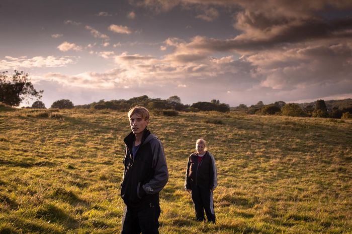 Drama Meets Tedium, and a British Sitcom is Born