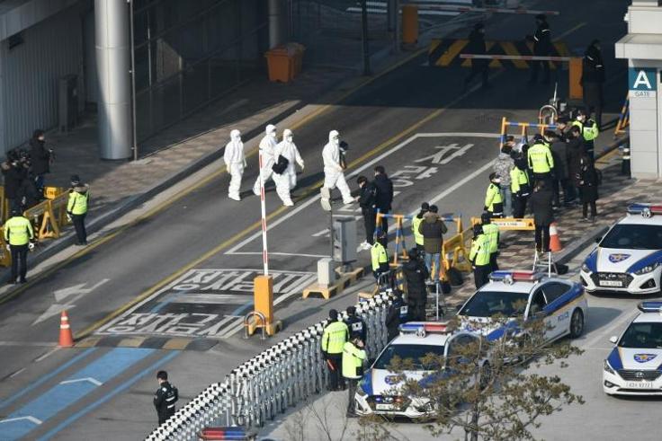 A chartered plane carrying a total of 368 South Korean citizens has arrived in the South from Wuhan