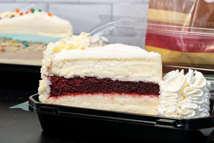 Cheesecake Factory Offers Free Cheesecake Daily