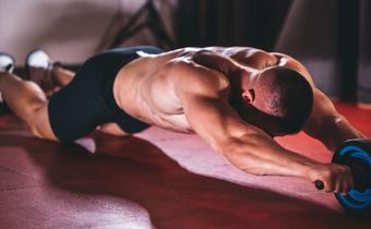 How to Use the Ab Wheel the Right Way