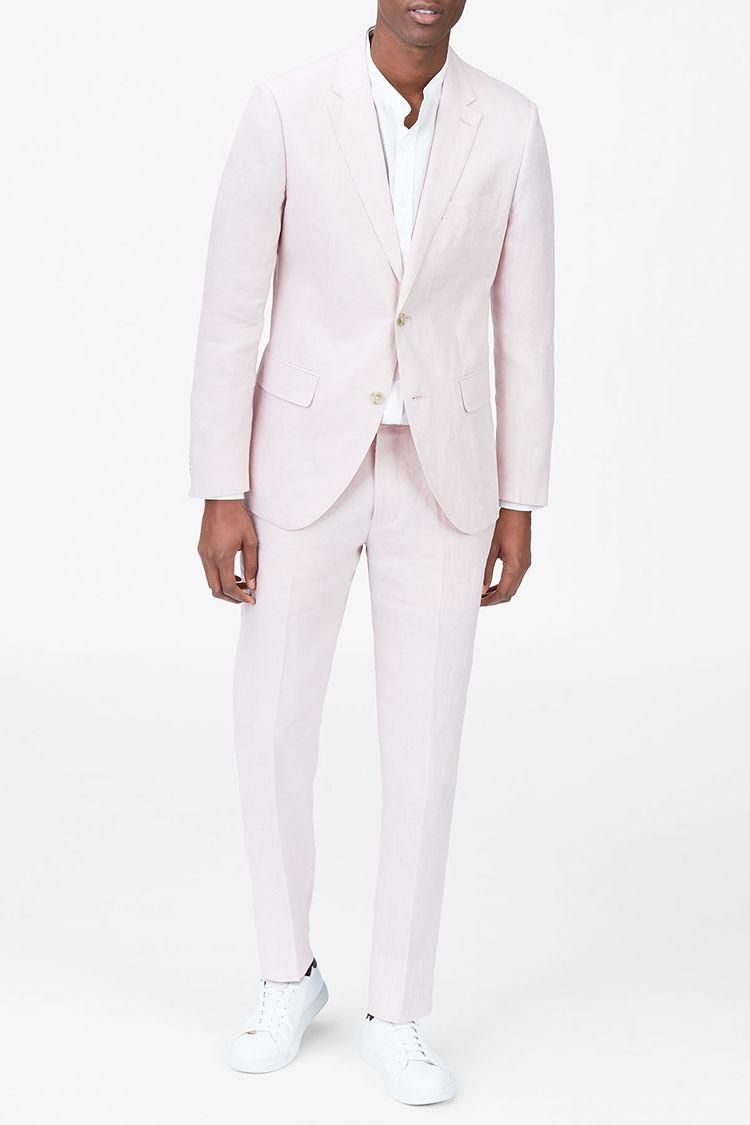 The 10 Best Men's Summer Suits to Look Sharp Without Sweating