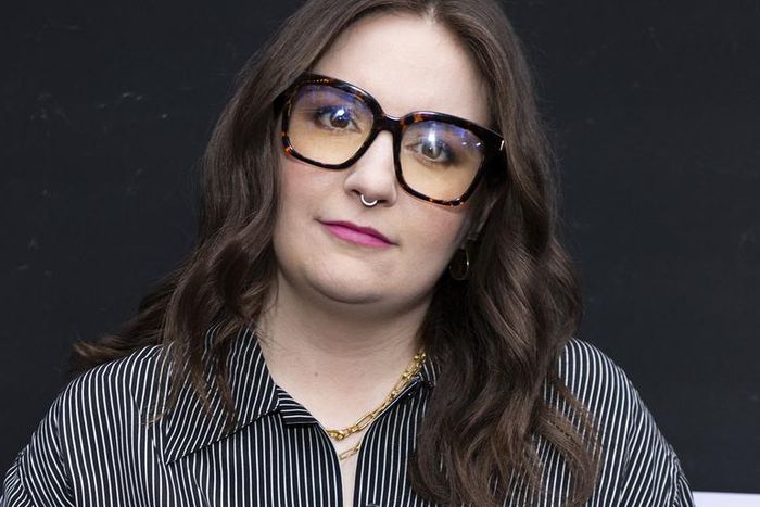 Lena Dunham Opens Up About Ehlers-Danlos Syndrome