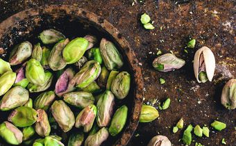 9 Keto-Friendly Snacks That Actually Keep You Full