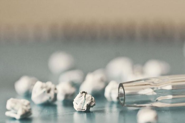 Dr. Pimple Popper Wrestles a 'Spitball' Blackhead