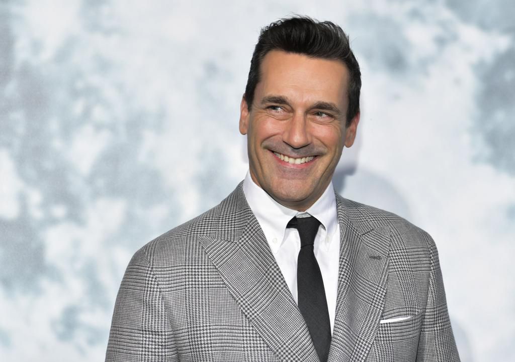 40 Single Celebrities Over 40 Years Old