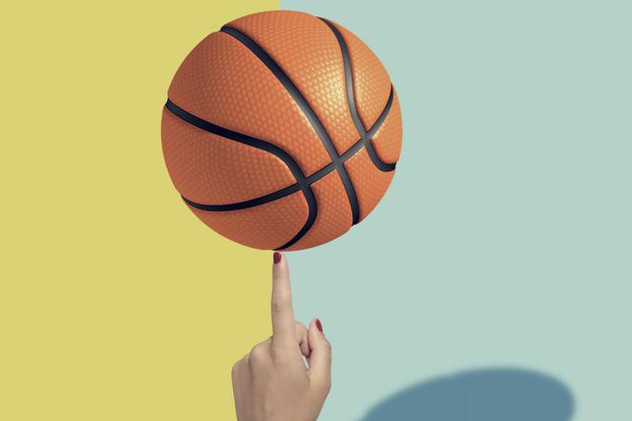 Dr. Pimple Popper Cuts Out Forehead Lipoma