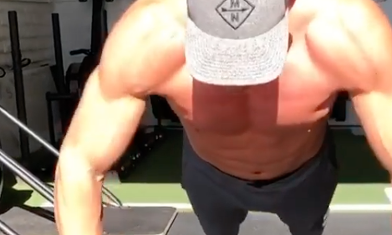 Chisel Your Chest With This 3-Move Series