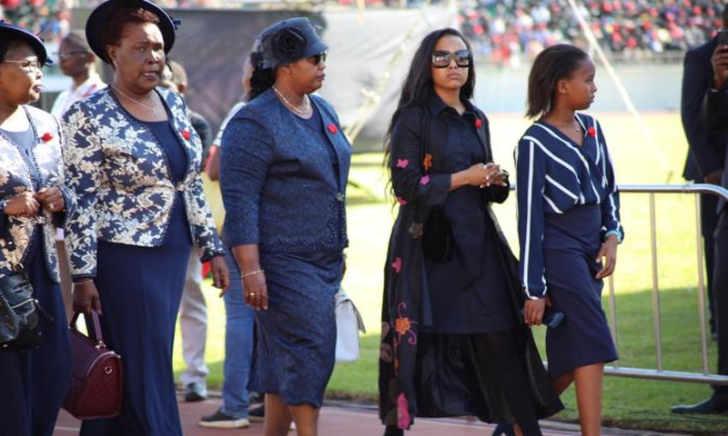 Former President Daniel Moi's children receive Bibles as part of his last wishes