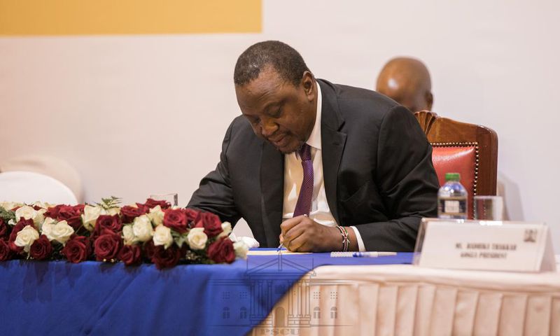 President Uhuru  Kenyatta gives 6 new directions after being briefed on Corona Virus